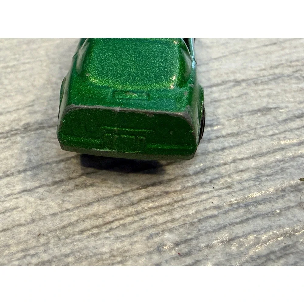 Tootsietoy Corvette Diecast Car metallic Glitter Green Tootsie Toy Vintage Metal